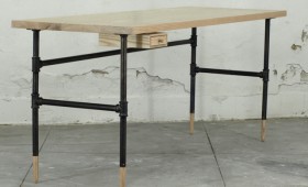 black pipe desk